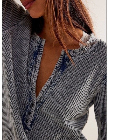 Free People FP One Colt Thermal Top Blue Waffle Knit Henley Medium Distressed - Picture 4 of 13